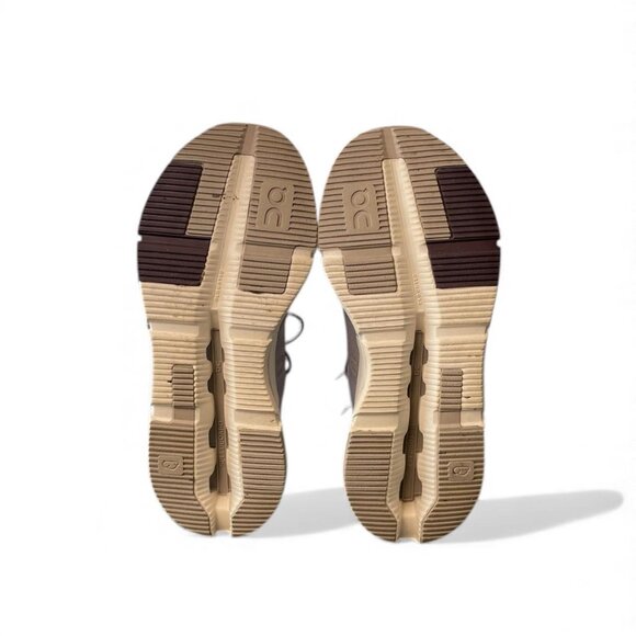 On Running Cloudnova Form Sneakers in Sand/Desert | Women’s Size 7.5 - Picture 5 of 6